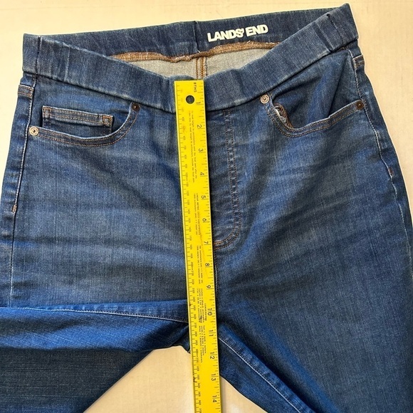 Lands End Bermuda stretchy blue denim pull on shorts Sz-10 L8 - Picture 5 of 7